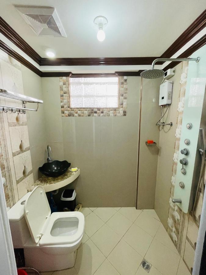 Vila Resthouse Fully Airconditioned W/ Private Parking Tuguegarao City Exteriér fotografie