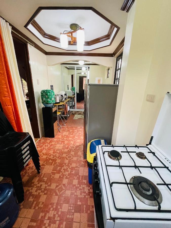 Vila Resthouse Fully Airconditioned W/ Private Parking Tuguegarao City Exteriér fotografie