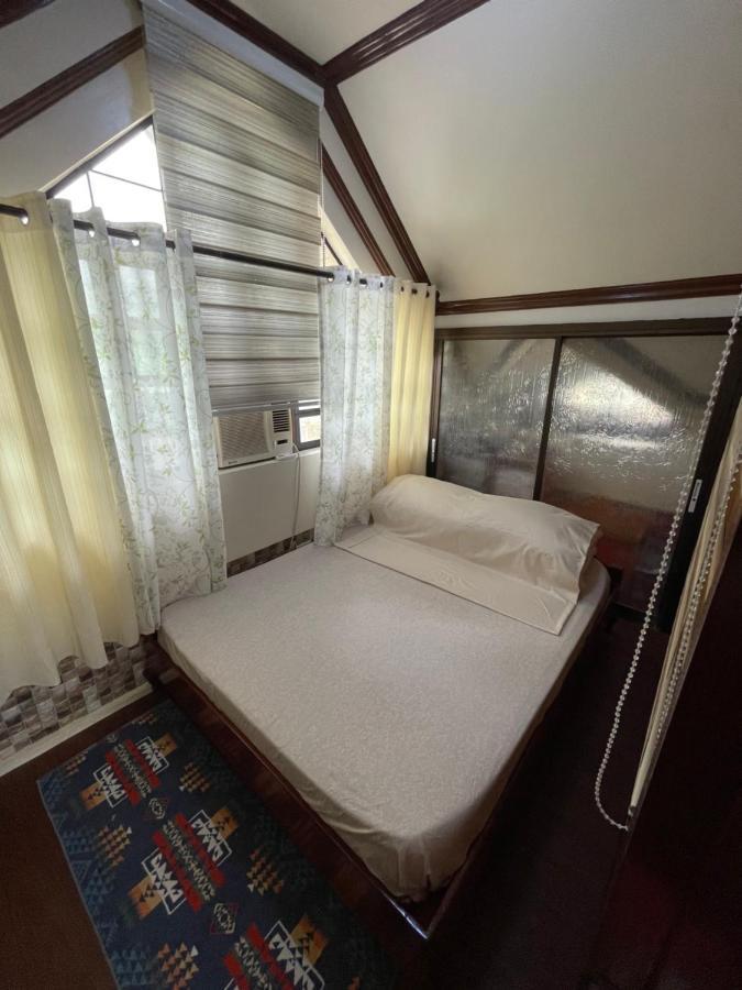 Vila Resthouse Fully Airconditioned W/ Private Parking Tuguegarao City Exteriér fotografie